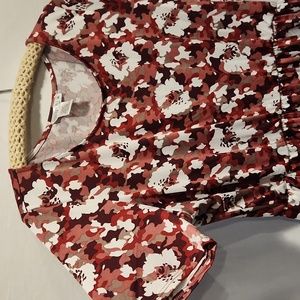 Honey & Lace XL knee length floral dress with pockets